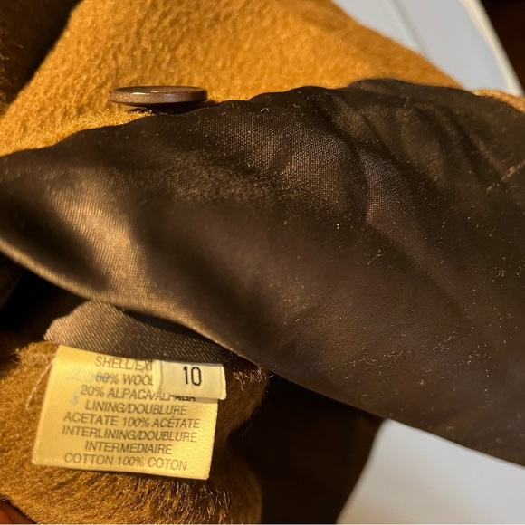 💯 Wool/Alpaca Alan Cherry Coat - Picture 10 of 10